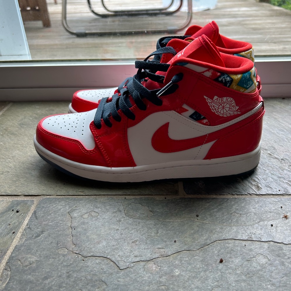 Nike Air Jordans (mid) Men’s size 8